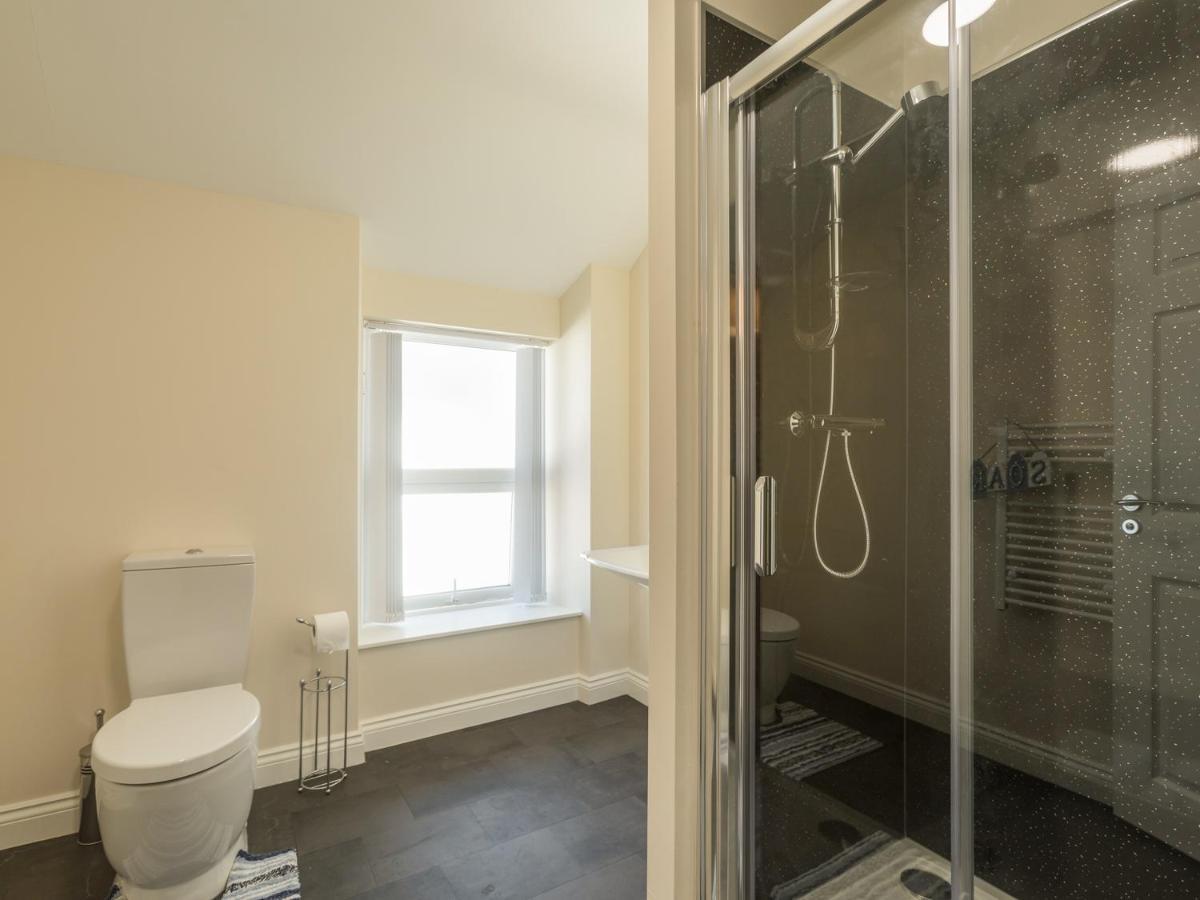 Apartment 4, 7 St Anns Apartments, 랜디드노 외부 사진